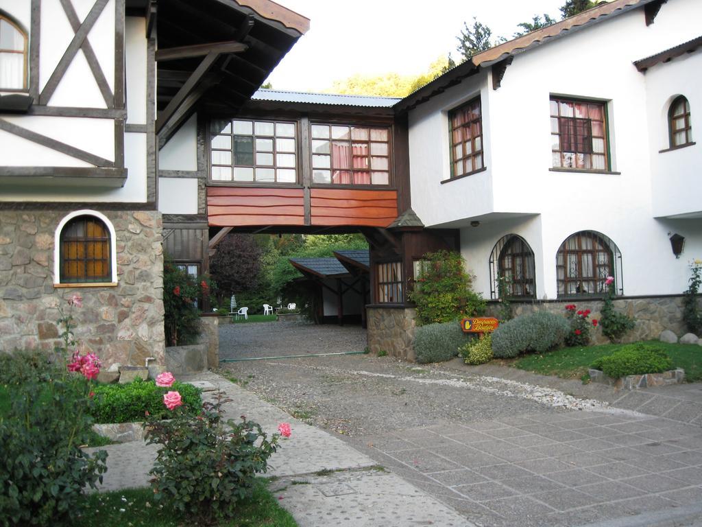 Hosteria La Masia Сан-Мартін-де-лос-Андес Екстер'єр фото